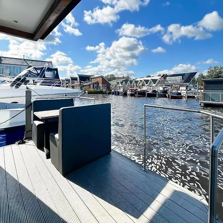 Houseboat For 4 On Uitgeester בית נופש