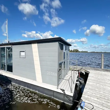 בית נופש Houseboat For 4 On Uitgeester *